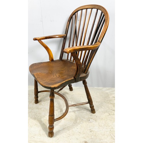 698 - YEW WOOD WINDSOR CHAIR WITH ELM SEAT