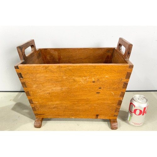 677 - STYLISH LATE CENTURY MAGAZINE RACK WITH A OAK  BOX WITH 2 HANDLES