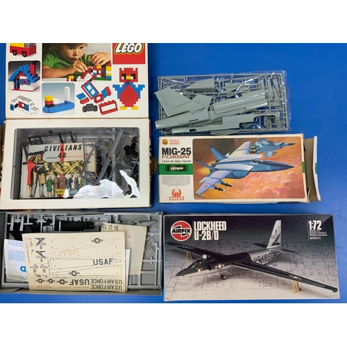 75 - PLASTIC MODEL KITS, HALES NAVAL 24-POUNDER X2, MIG 25 FOX BAT, AIRFIX LOCKHEED U2B/D, EMPTY LEGO BOX... 