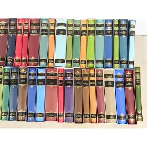 87 - VERY LARGE QUANTITY OF FOLIO SOCIETY ANTHONY TROLLOPE BOOKS