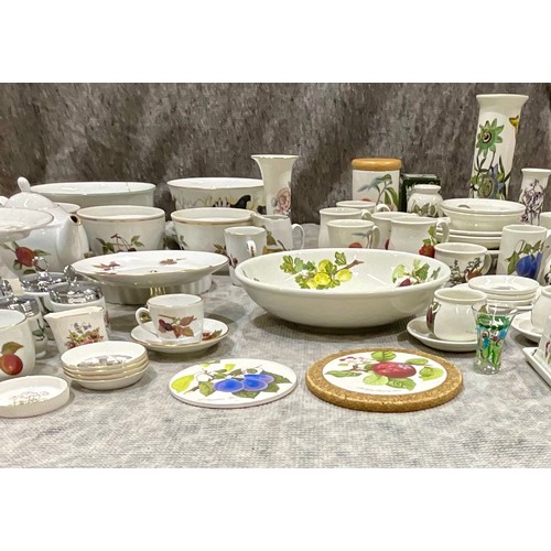 160 - QUANTITY OF MISC. ROYAL WORCESTER, MOSTLY EVESHAM AND PORTMERION CHINA