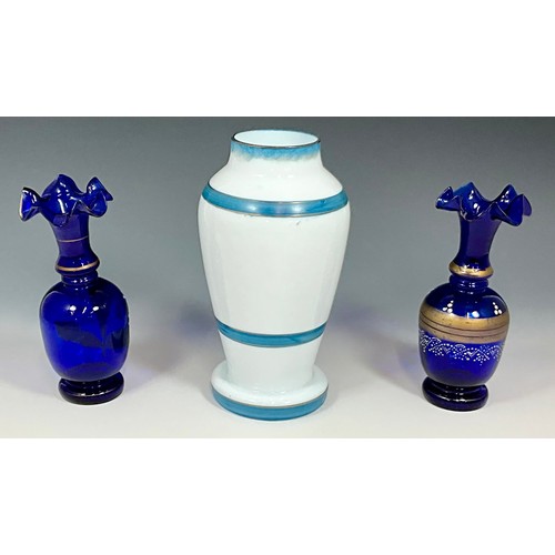 211 - TWO VICTORIAN BRISTOL BLUE GILT DECORATED VASES T/W AN ANTIQUE FRENCH OPALINE GLASS VASE WITH CHERUB... 