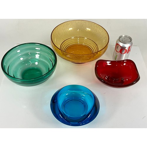 204 - STUDIO GLASS BOWLS (4) LARGEST 25cm Dia.