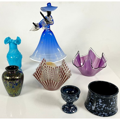 205 - A MURANO GLASS FIGURINE, BRIERLEY IRIDESCENT VASE, ARTHUR WOOD SUGAR BOWL AND EGG CUP T/W THREE PIEC... 