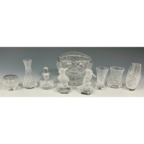 240 - CRYSTAL GLASS ROSE BOWL T/W MISC. MINIATURE CUT GLASS ITEMS AND GLASS BIRD STUDIES