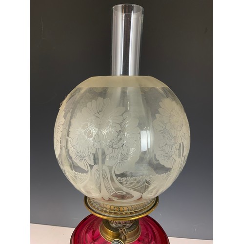 269 - OIL LAMP WITH RUBY GLASS RESERVOIR & ETCHED GLASS SHADE