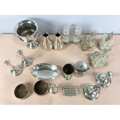 307 - LARGE QUANTITY OF PLATED WARE INCLUDING CRUETS, ETC.