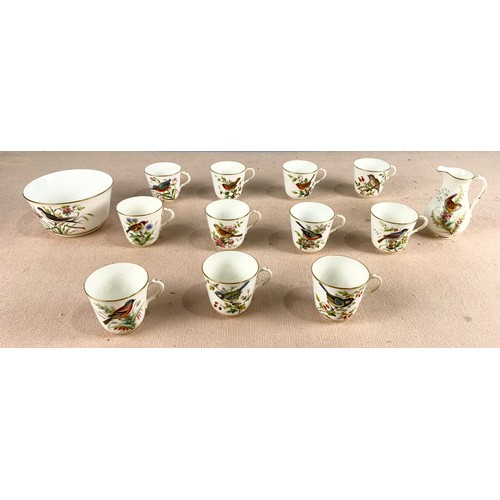 135 - 19TH  CENTURY ROYAL WORCESTER TEAWARE WITH HAND PAINTED BIRDS  DECORATION INC 12 SIDE PLATES , 12 SA... 