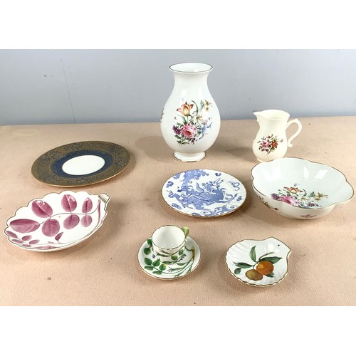 152 - MISC. ROYAL WORCESTER TO INCLUDE BOXED COFFEE SET, CAKE PLATES,  BLIND EARL DISH , CUP & SAUCER ETC