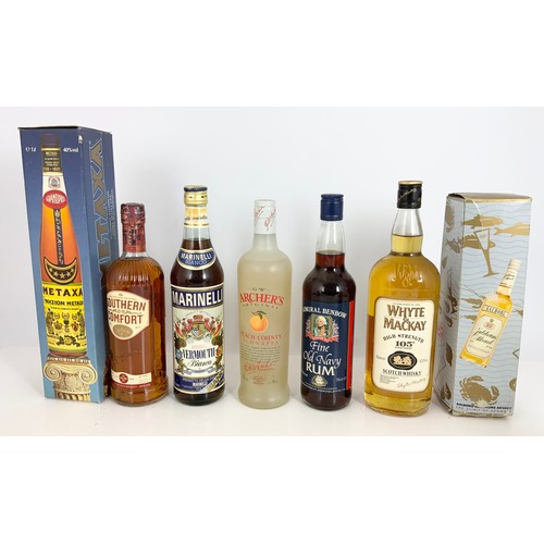 79 - MISC. BOTTLES ALCOHOL INC. AALBORG AKRAVIT, WHYTE & MACKAY WHISKY, SOUTHERN COMFORT, RUM, VERMOUTH A... 