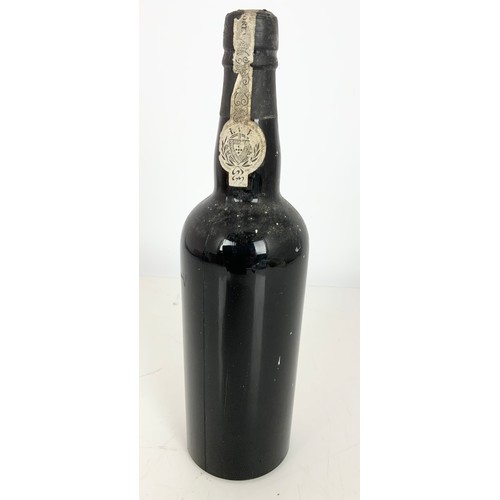 149 - VINTAGE PORT, 1963 QUINTA DO NOVAL