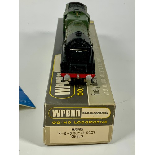 436 - WRENN BOXED W2282, BOXED 4-6-0 46110 GRENADIER GUARDSMAN, ROYAL SCOT CLASS, BR GREEN,