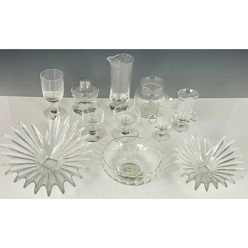 243 - SELECTION OF DARTINGTON CRYSTAL