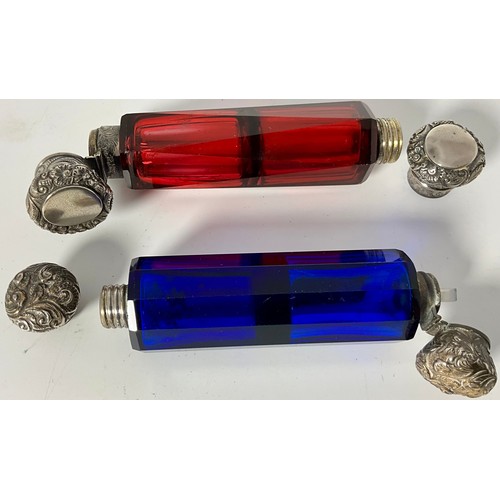 228 - TWO DOUBLE ENDED VICTORIAN GLASS PERFUME BOTTLES