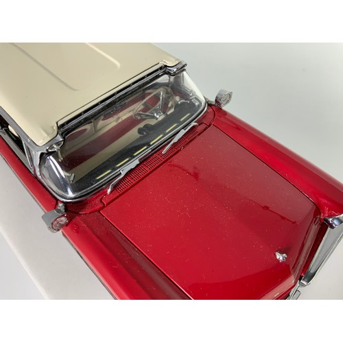 188 - DANBURY MINT, 2 BOXED LIMITED EDITION CLASSIC CAR MODELS, WITH CERTIFICATES, BUICK 1953 SKYLARK CONV... 