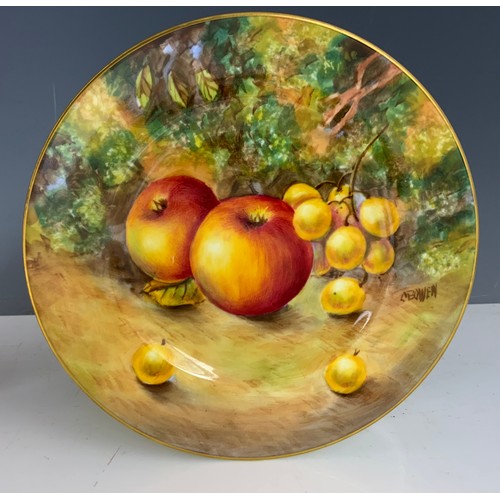 83 - 3 ROYAL WORCESTER HAND PAINTED A SIGNED VARIOUS ARTISTS FALLEN FRUIT PLATES 16cm DIAMETER