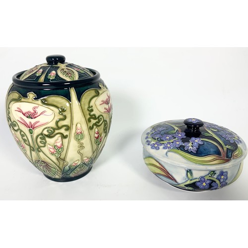 62 - 2 MOORCROFT PIECES - REMEMBRANCE CIRCULAR BOWL AND ARVENSIS LIDDED JAR/VASE