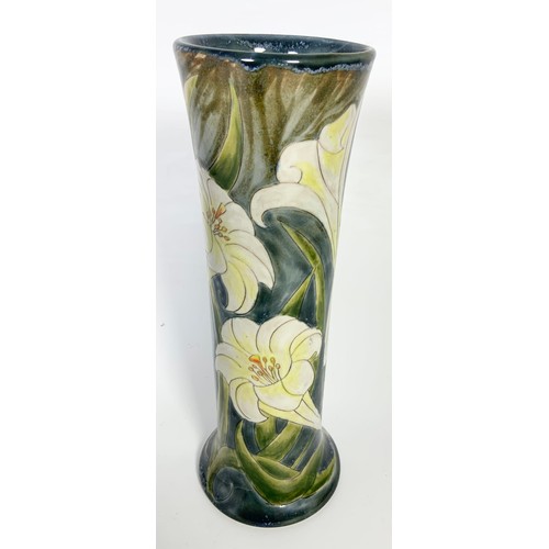 72 - COBRIDGE SAMANTHA JOHNSON VASE - FLORAL DESIGN 8/100