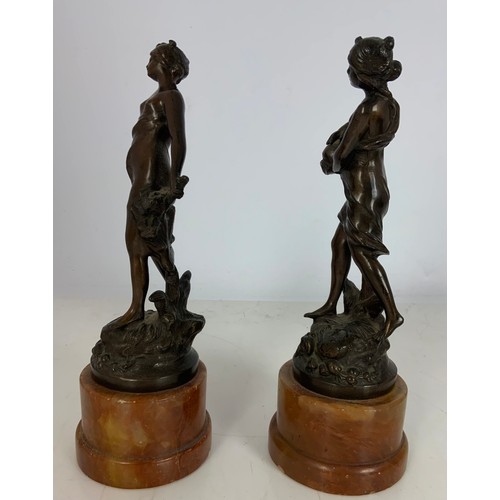 157 - PAIR OF BRONZE FIGURES ON MARBLE PLINTHS 24cm TALL