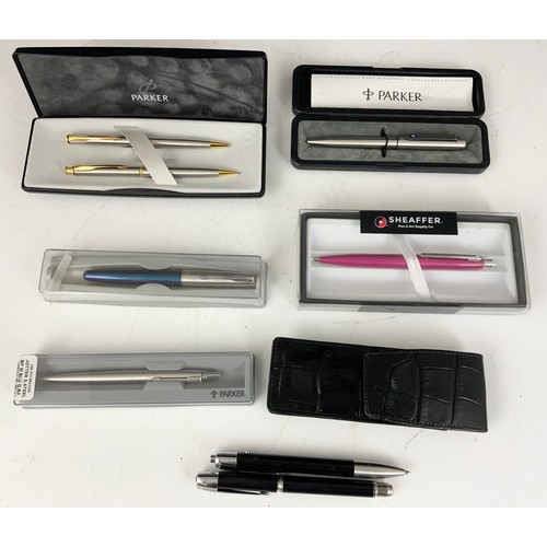 260 - QUANTITY OF PARKER & SHEAFFER FOUNTAIN , BALL POINT PENS ETC