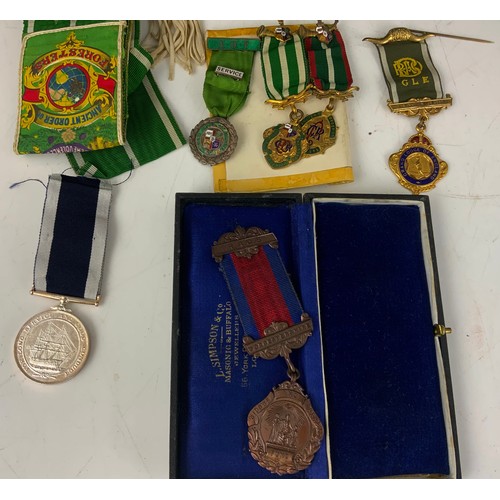 179 - MASONIC & OTHER MEDALS & BADGES