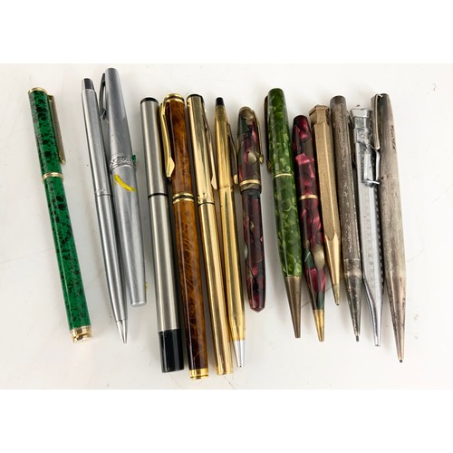 262 - QUANTITY OF PENS & PENCILS INC FOUNTAIN PENS ETC