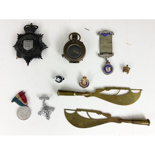 184 - E R WATTS & SONS 1915 MILITARY COMPASS, TRENCH ART, SILVER MEDAL ,COSH, BADGES ETC