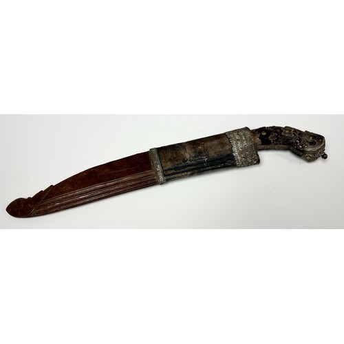 209 - A CEYLONESE DAGGER (PIHA KAETTA), 18TH/19TH CENTURY, ORNATE SINGLE EDGED BLADE WITH INTRICATE DECORA... 