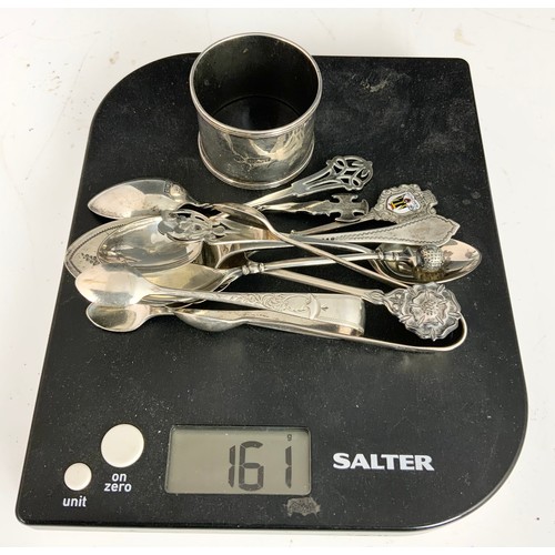 317 - SILVER SPOONS, TONGS  & SERVIETTE RING 161g