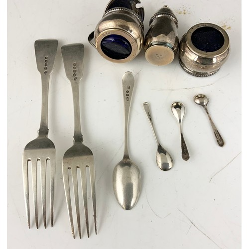 306 - MISC. SILVER INCLUDING TWO SILVER DINNER FORKS, BRIGHT CUT SPOONS, SALT SPOON AND SILVER CRUET SET 2... 