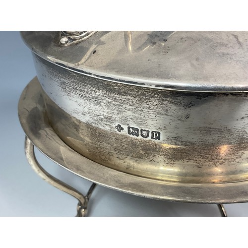 498 - SILVER SPIRIT KETTLE ON STAND, APPROX. 1263g gross