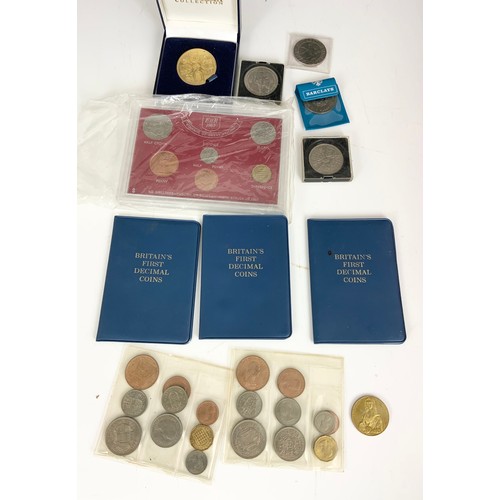 530 - 1970,  1975 & 2 1977 COIN SETS  WITH OTHER CROWNS , DECIMAL SETS ETC