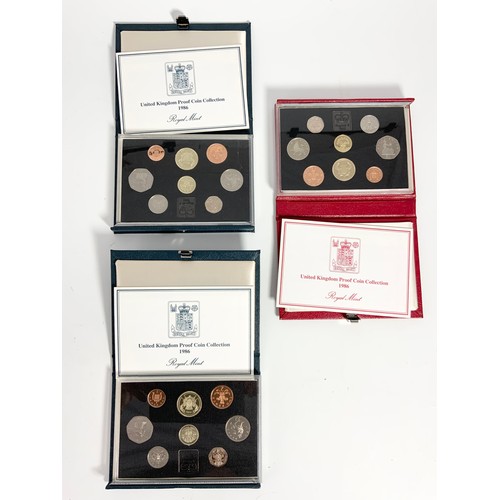 532 - UNITED KINGDOM PROOF SETS OF COINS IN PRESENTATION CASES, 1985, 1986 (3) AND 1998