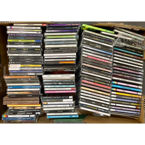 726 - LARGE QUANTITY OF CD’S, GOOD SELECTION INC. PRINCE, THE WHO, TANGERINE DREAM, PARLIAMENT. INTERESTIN... 