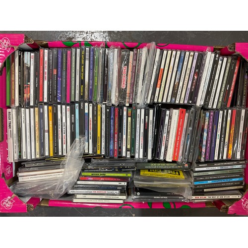 728 - LARGE QUANTITY OF CD’S, GOOD INTERESTING SELECTION. 2 TRAYS