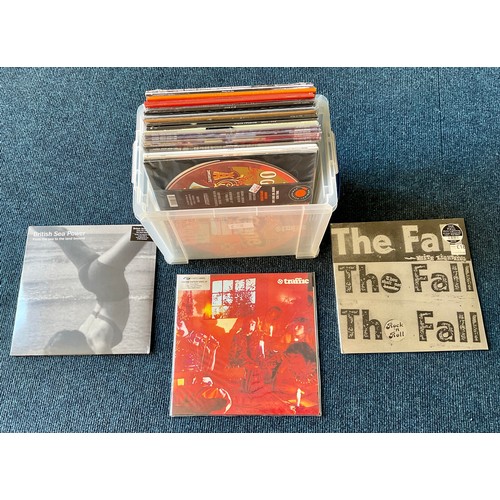 853 - 30 SEALED RECORDS - INCLUDING BRITISH SEA POWER, THE FALL,TRAFFIC