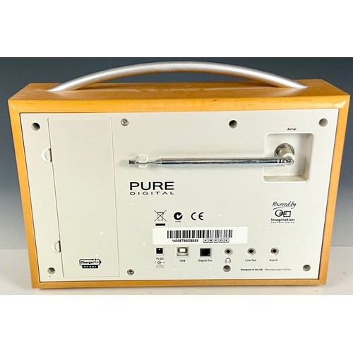 1086 - PURE EVOKE-2XT DAB DIGITAL RADIO WITH ORIGINAL BOX