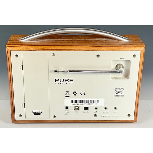 1087 - PURE EVOKE-3 DAB DIGITAL RADIO WITH ORIGINAL BOX