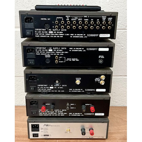 1099 - AVI S 2000 SERIES PRE-AMP, FM TUNER. CD PLAYER, POWER AMP, MONO BLOC AND REMOTE CONTROL