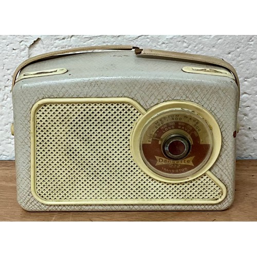 1068 - FIVE VINTAGE RADIOS INC. ROBERTS, DANSETTE, MCMICHAEL AND KB