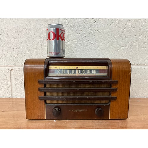 1074 - TWO VINTAGE GEC RADIOS AND TWO VINTAGE PYE RADIOS