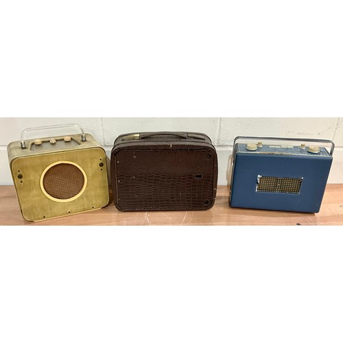 1078 - THREE VINTAGE PORTABLE RADIOS INC. EVER-READY SKY QUEEN, ULTRA TWIN-DE-LUXE AND A HACKER SOVEREIGN I... 