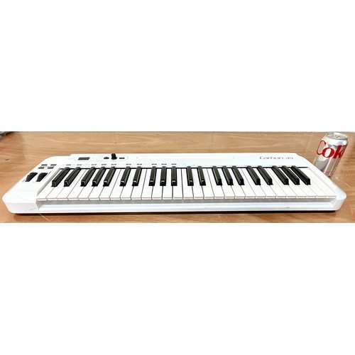 1039 - SAMSON CARBON 49 USB MIDI KEYBOARD CONTROLLER