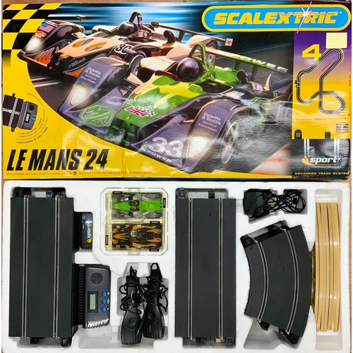 60 - SCALEXTRIC, A BOXED LE MANS SET, ADVANCED TRACK SYSTEM, 2 CARS CONTROLLER & TRACK