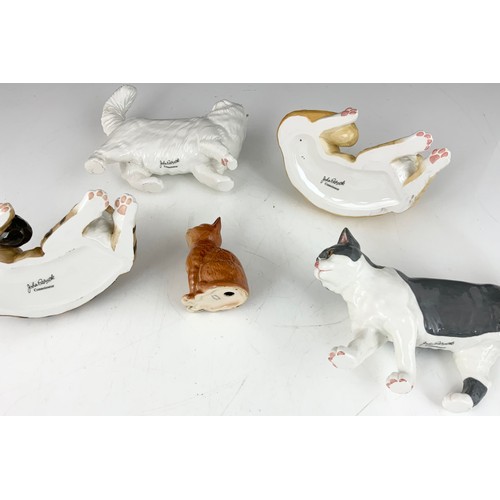 131 - 4  JOHN BESWICK CONNOISSEUR CATS PLUS ANOTHER SMALL BESWICK CAT