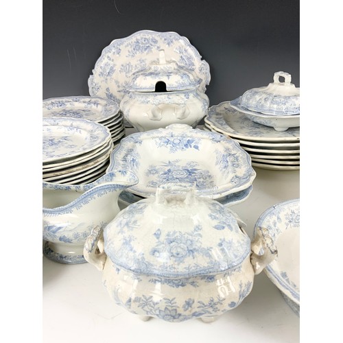 171 - QUANTITY OF WEDGWOOD ASIATIC PHEASANT PATTERN BLUE AND WHITE WARE