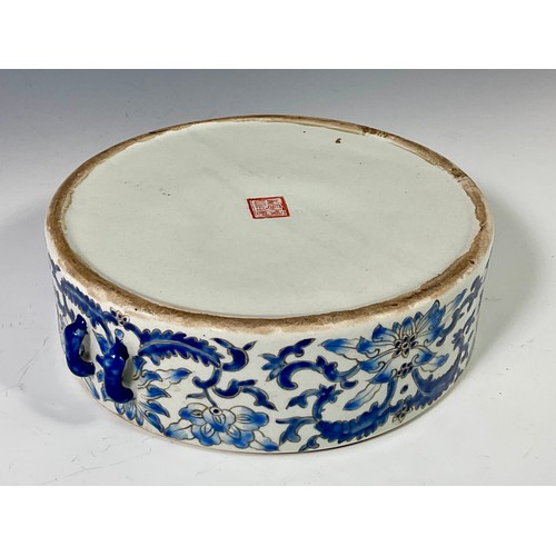 188 - ORIENTAL PORCELAIN CIRCULAR BOWL AND COVER, BLUE GLAZED DECORATION DEPICTING FRUIT AND FOLIAGE, SEAL... 