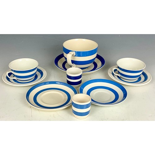 194 - COLLECTION OF TG GREEN AND OTHER CORNISHWARE - 2 SMALL CUPS, 4 SAUCERS, 1 JUMBO CUP AND SAUCER AND 2... 