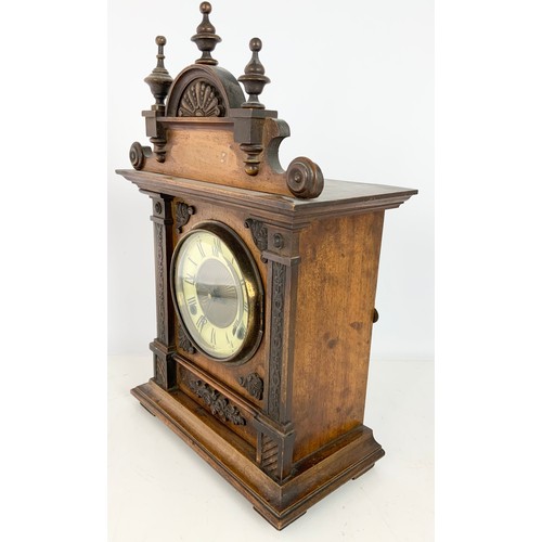 257 - MANTLE CLOCK