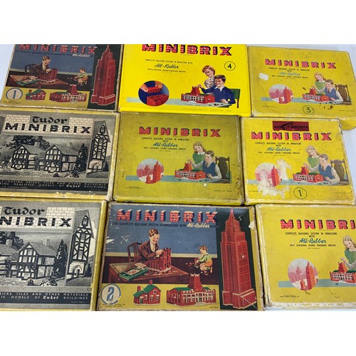 58 - MINIBRIX, A VERY LARGE COLLECTION OF MINIBRIX, BOXED & UNBOXED, ORIGINAL CABIT CASES, BOXED SERIES, ... 